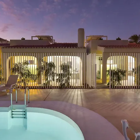 Holiday New Velsuites 4